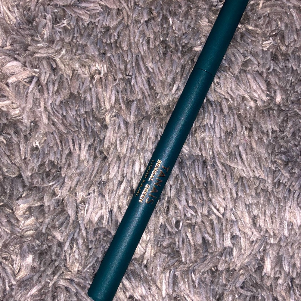 TANAIS LIQUID KAJAL EYELINER